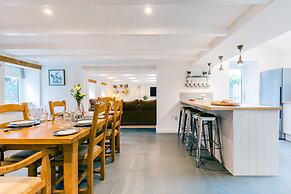 The Old Bakehouse - Within the Helland Barton Farm Collection