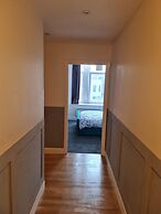 Stunning 3-bed Apartment in Heart of Cardiff Bay