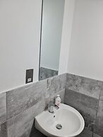 Stunning 3-bed Apartment in Heart of Cardiff Bay