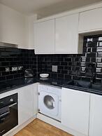 Stunning 3-bed Apartment in Heart of Cardiff Bay