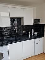 Stunning 3-bed Apartment in Heart of Cardiff Bay