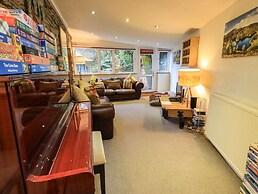 Stepping Stones House