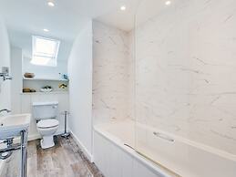 The Farmhouse - Within the Helland Barton Farm Collection