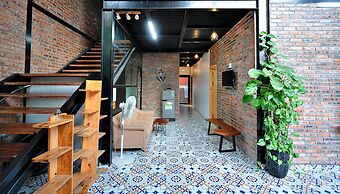 Private Room in Halong City Center - HANZ Almor2