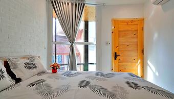 Private Room in Halong City Center - HANZ Almor2