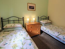 Tizzie Whizie Cottage