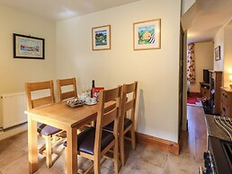 Tizzie Whizie Cottage