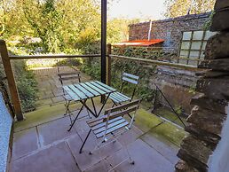 Stones Throw Cottage