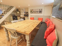 Stones Throw Cottage