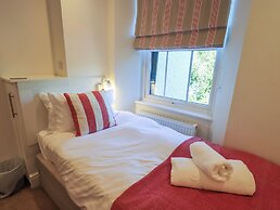 Stones Throw Cottage