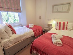 Stones Throw Cottage