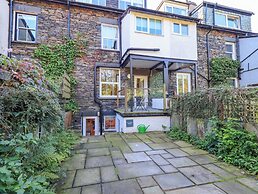 Stones Throw Cottage