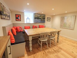 Stones Throw Cottage