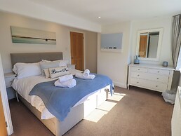 Stones Throw Cottage