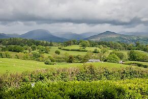 Hilltop At Hawkshead Hill