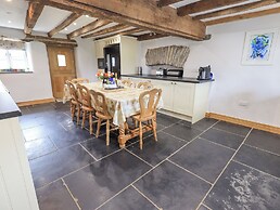 Satterthwaite Farmhouse - Sleep 8