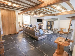 Satterthwaite Farmhouse - Sleep 8