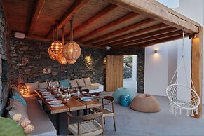 Villa Nites in Syros