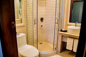Saffron D'or Hotels Lahore