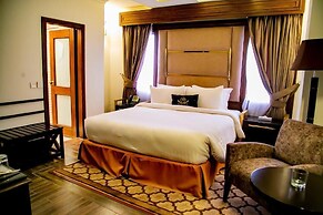 Saffron D'or Hotels Lahore