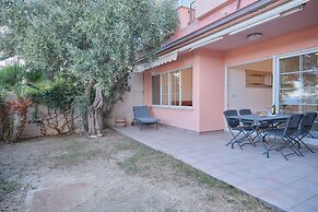 Holiday Seaview Apartment by Litto