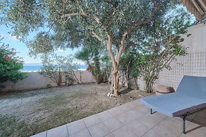 Holiday Seaview Apartment by Litto