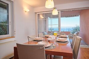 Holiday Seaview Apartment by Litto