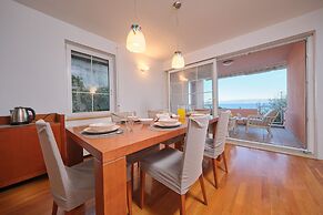 Holiday Seaview Apartment by Litto