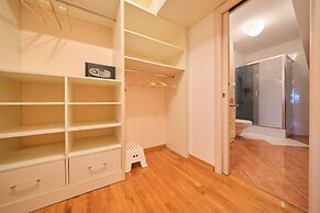 Holiday Seaview Apartment by Litto