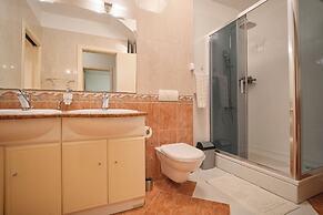 Holiday Seaview Apartment by Litto