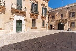 2863 Casa Deladamar by Barbarhouse