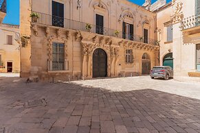 2863 Casa Deladamar by Barbarhouse