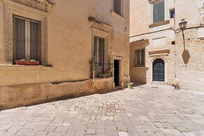 2863 Casa Deladamar by Barbarhouse