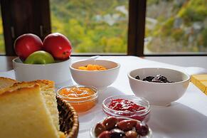 Kipi Mountain Resort