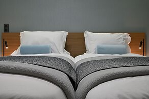 The Lop Athens Holiday Luxury Suites