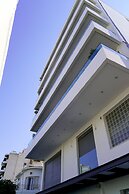 The Lop Athens Holiday Luxury Suites