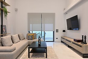 The Lop Athens Holiday Luxury Suites