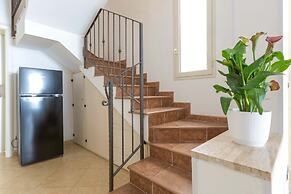 2982 Porta Barocca by Barbarhouse