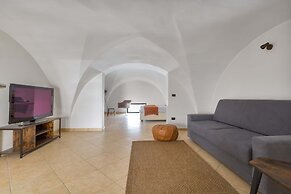 2982 Porta Barocca by Barbarhouse