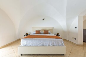 2982 Porta Barocca by Barbarhouse