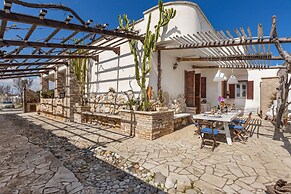 2260 Residenza Artistica - Villa Armida by Barbarhouse