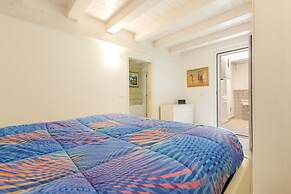 2102 Casa Leccese by Barbarhouse