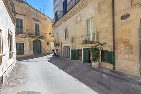 3102 Dimora Leccese by Barbarhouse