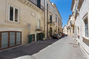 3102 Dimora Leccese by Barbarhouse