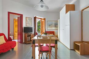 2507 Red Apartment by Barbarhouse