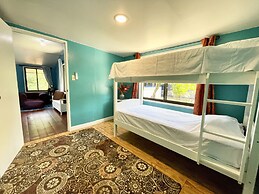 Cozy 2-bedroom House in Ngermid, Koror