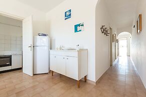 2977 Villetta Idume by Barbarhouse