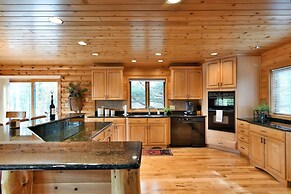 Majestic Moose Lodge 5 Bedroom Home by RedAwning