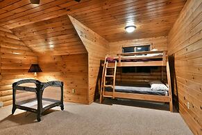 Majestic Moose Lodge 5 Bedroom Home by RedAwning