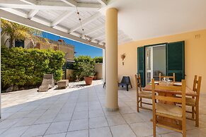 2307 Villetta Ad Maiora by Barbarhouse